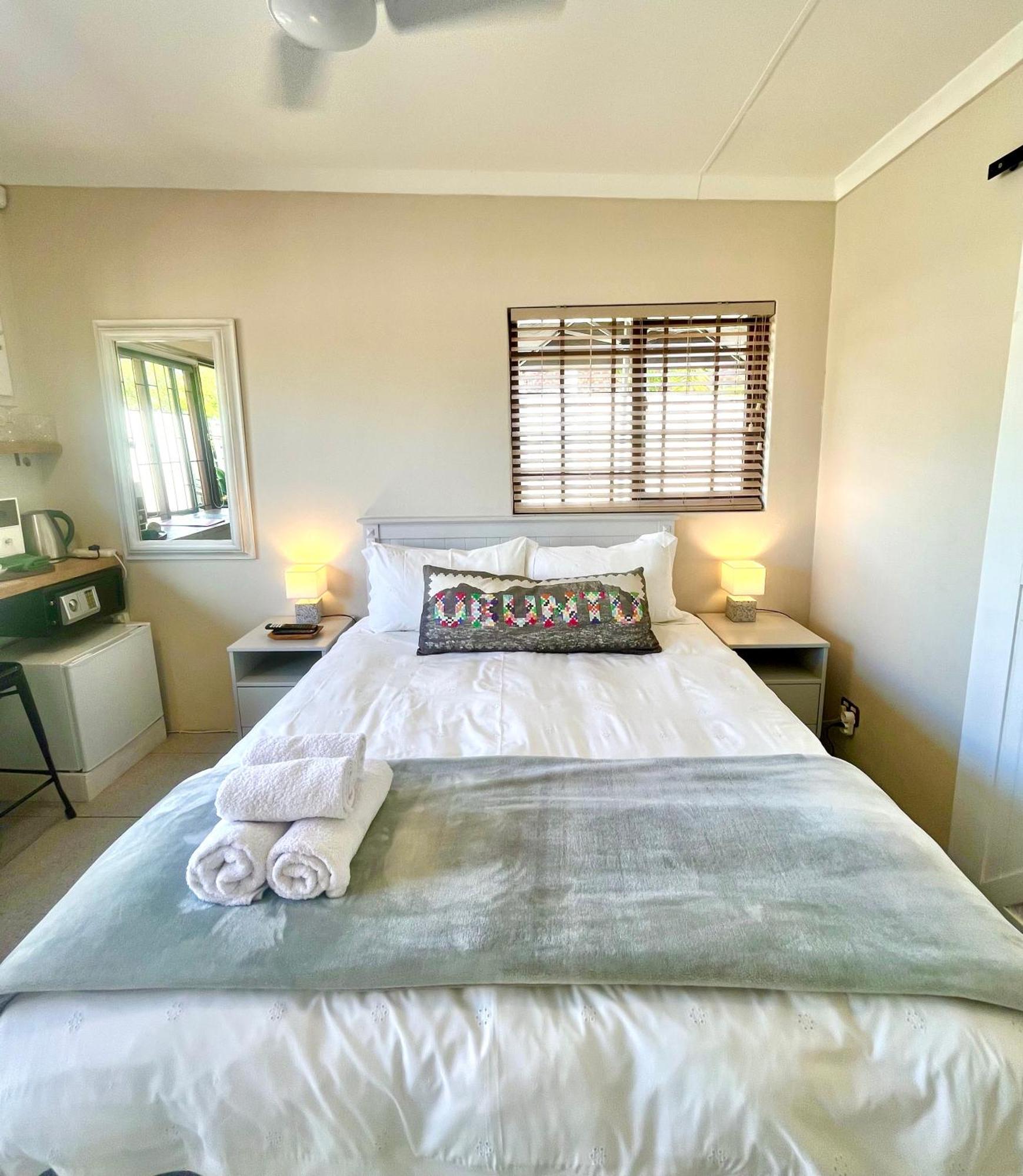 Dolphin Circle Bed And Breakfast Plettenberg Bay Ngoại thất bức ảnh