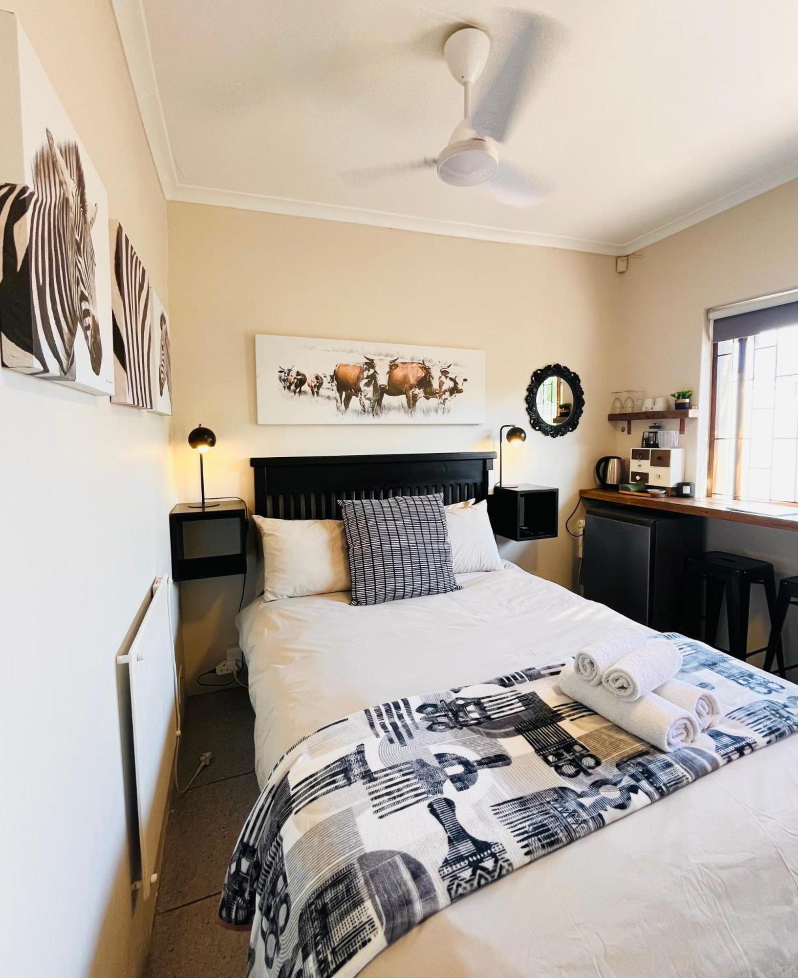 Dolphin Circle Bed And Breakfast Plettenberg Bay Ngoại thất bức ảnh
