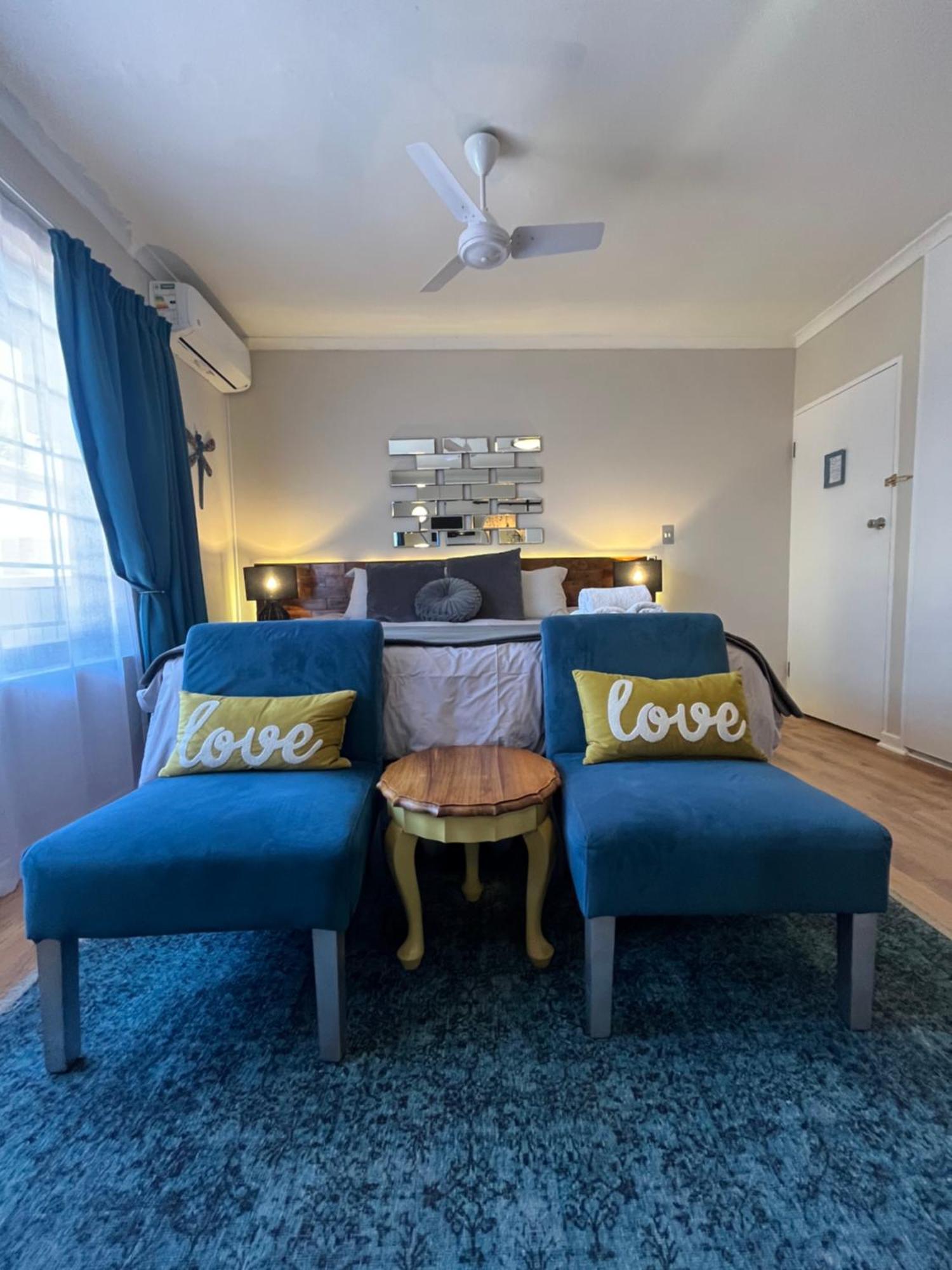Dolphin Circle Bed And Breakfast Plettenberg Bay Phòng bức ảnh